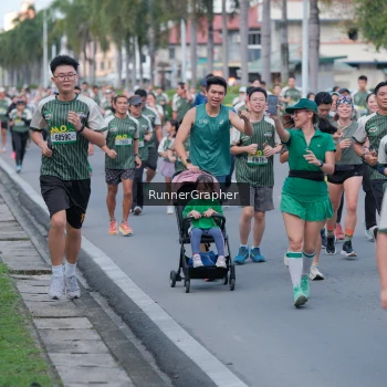 Runner Photo 1438939