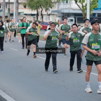 Runner Photo 1438964