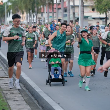 Runner Photo 1438983