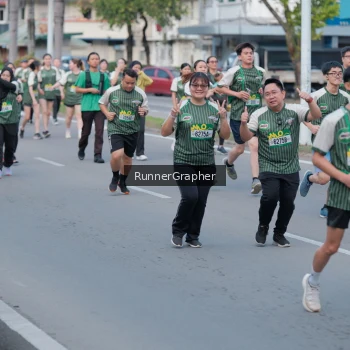 Runner Photo 1438987