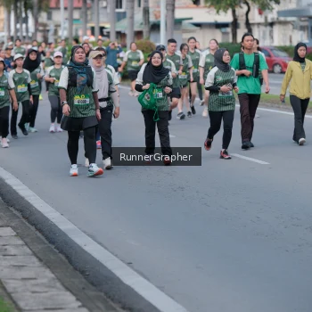 Runner Photo 1439136