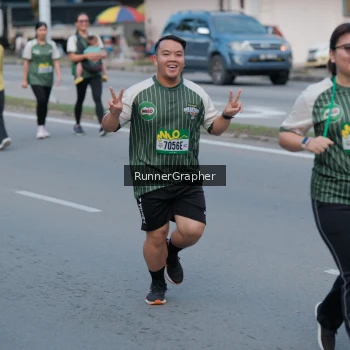 Runner Photo 1439249