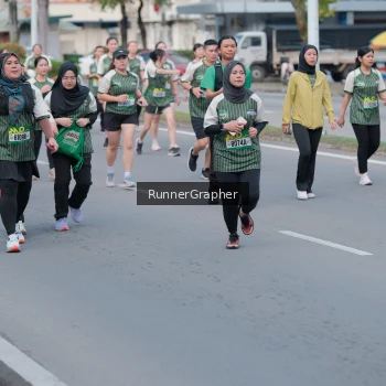 Runner Photo 1439294