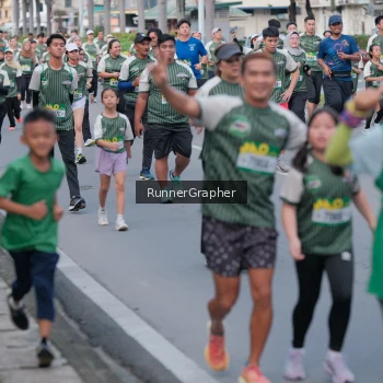 Runner Photo 1439359