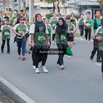 Runner Photo 1439384