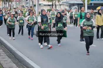 Runner Photo 1439400