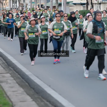 Runner Photo 1439483