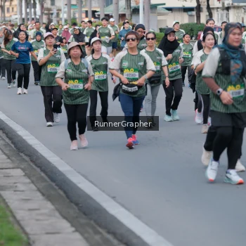 Runner Photo 1439496
