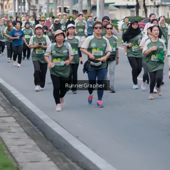 Runner Photo 1439572