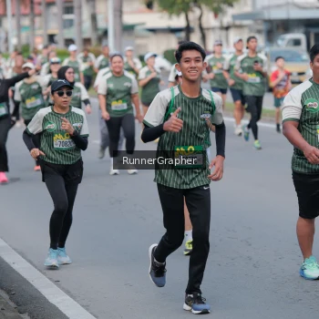 Runner Photo 1439625