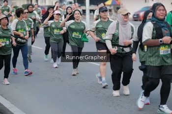 Runner Photo 1439643