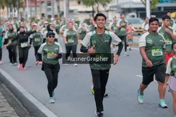Runner Photo 1439650