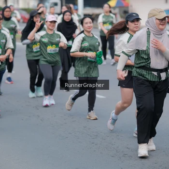 Runner Photo 1439695