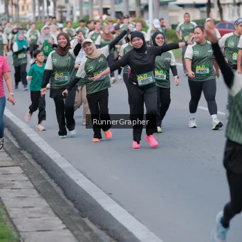Runner Photo 1439722