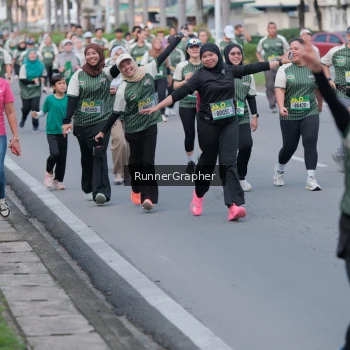 Runner Photo 1439734