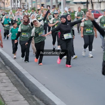 Runner Photo 1439740