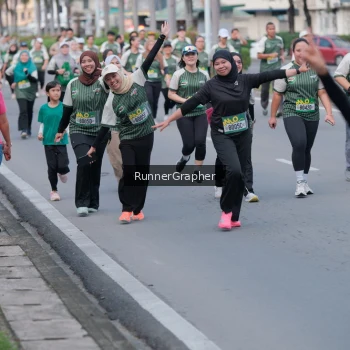 Runner Photo 1439753