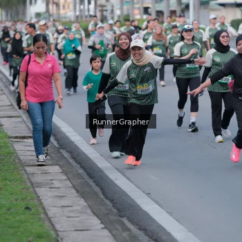 Runner Photo 1439780