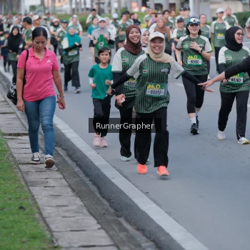 Runner Photo 1439824