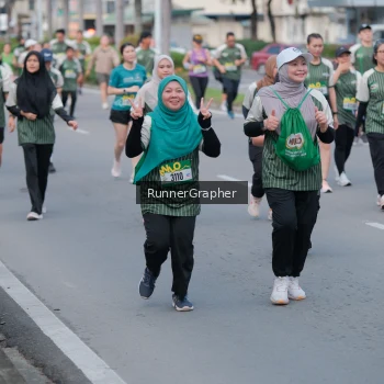 Runner Photo 1440129