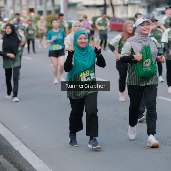 Runner Photo 1440175