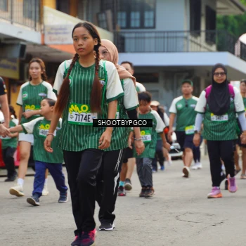 Runner Photo 1441812
