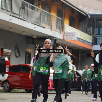 Runner Photo 1442135