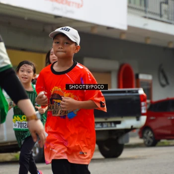 Runner Photo 1442350