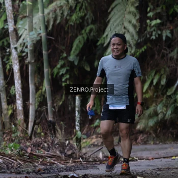 Runner Photo 1443179