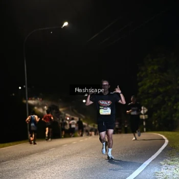 Runner Photo 1443636