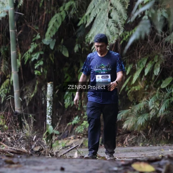 Runner Photo 1443654