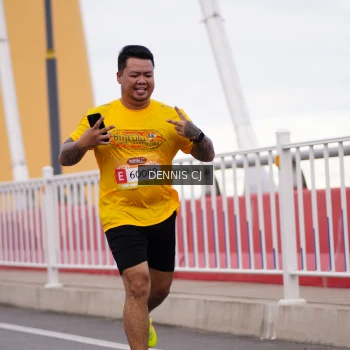 Runner Photo 1445754