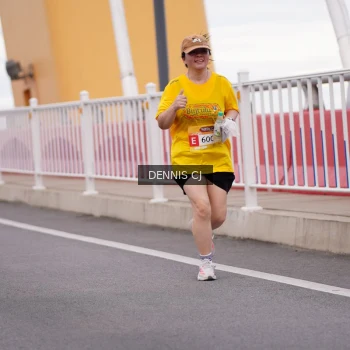 Runner Photo 1445819