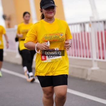 Runner Photo 1445825