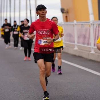 Runner Photo 1446216