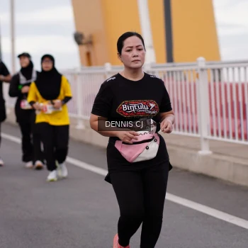 Runner Photo 1446235
