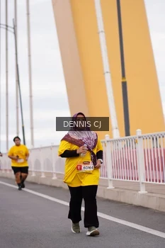 Runner Photo 1446572