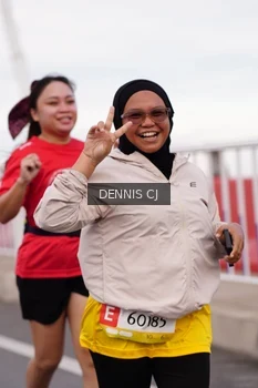 Runner Photo 1446624
