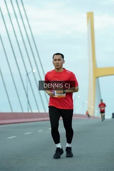 Runner Photo 1447035