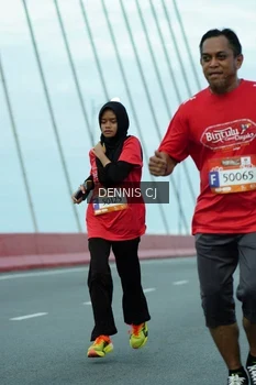 Runner Photo 1447118