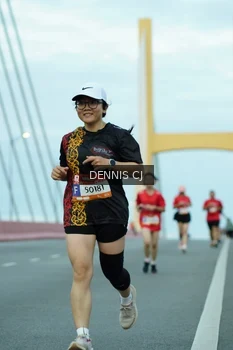 Runner Photo 1447124