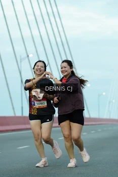 Runner Photo 1447189