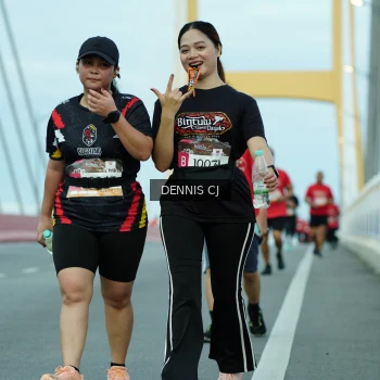 Runner Photo 1447210