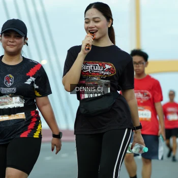Runner Photo 1447215