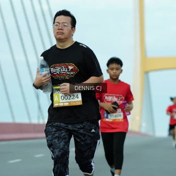 Runner Photo 1447233