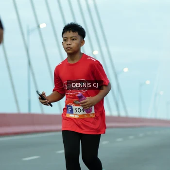 Runner Photo 1447234