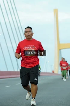 Runner Photo 1447258