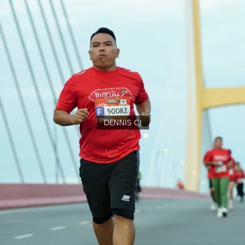 Runner Photo 1447260