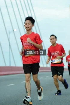 Runner Photo 1447290
