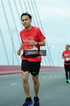 Runner Photo 1447292